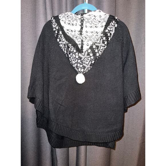 Ugly Christmas Sweater Shawl Size Small - Picture 3 of 3